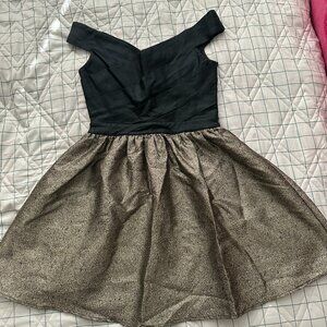Mustard Seed Black Off-Shoulder Metallic Skirt Party Dress • Size M